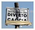 Spedisci la cartolina "Divieto di Caccia"