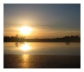 Spedisci la cartolina "Bagno in piscina al tramonto"